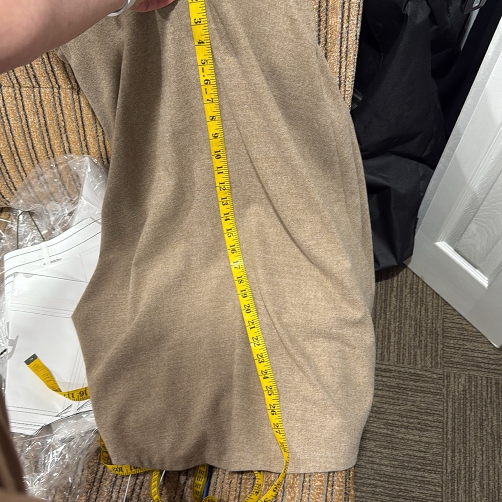 NWT Zara beige midi short sleeves dress size M. - Picture 7 of 8
